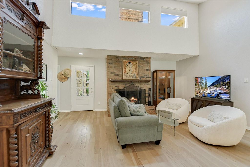 Photo of 7006 Beckett RD, Austin, TX 78749 (MLS # 5961555)