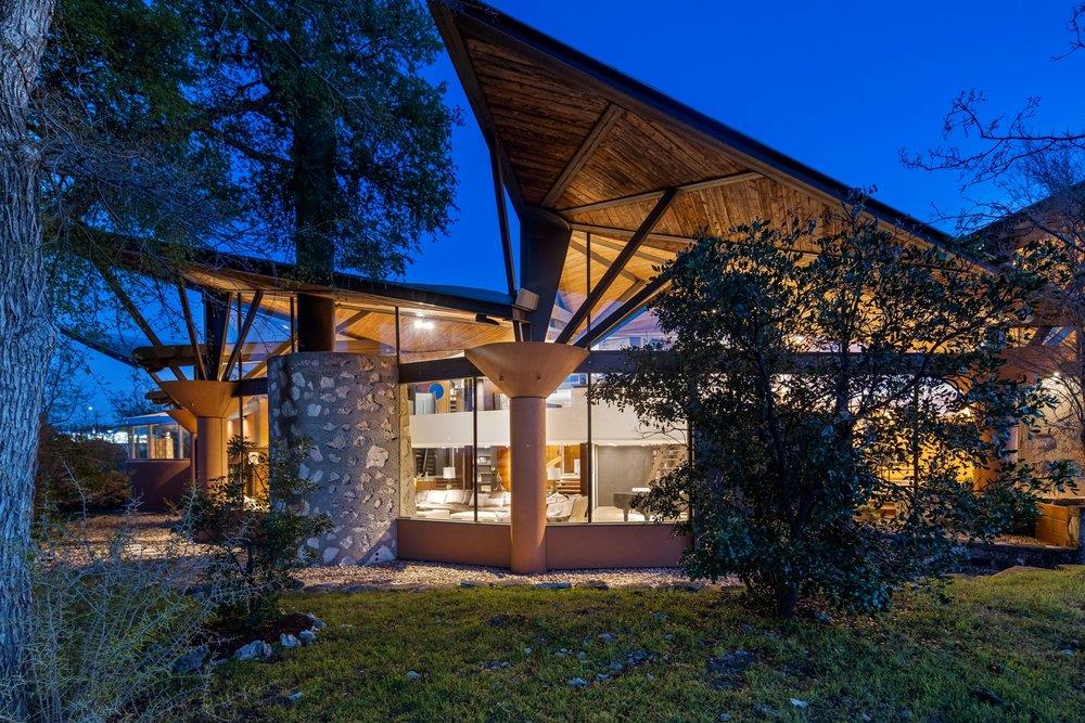 4002 Tyx Trail
