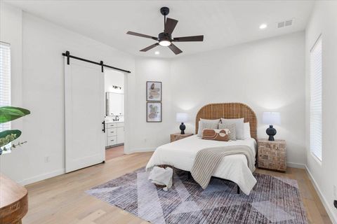 Tiny photo for 3204 Overcup Oak DR, Austin, TX 78704 (MLS # 7377542)