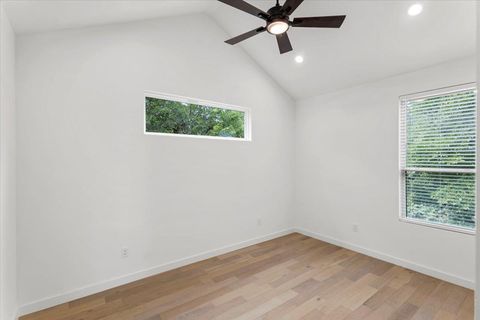 Tiny photo for 3204 Overcup Oak DR, Austin, TX 78704 (MLS # 7377542)