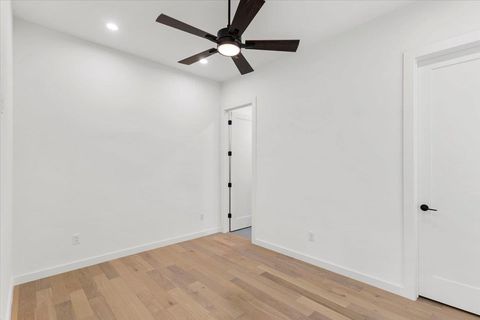 Tiny photo for 3204 Overcup Oak DR, Austin, TX 78704 (MLS # 7377542)