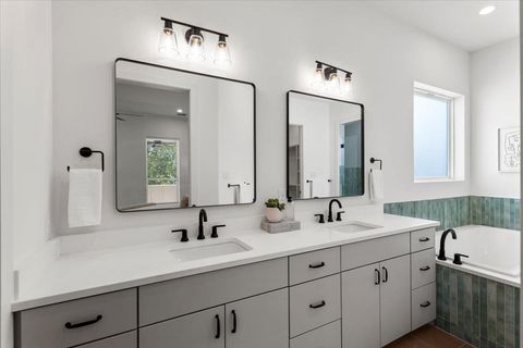 Tiny photo for 3204 Overcup Oak DR, Austin, TX 78704 (MLS # 7377542)