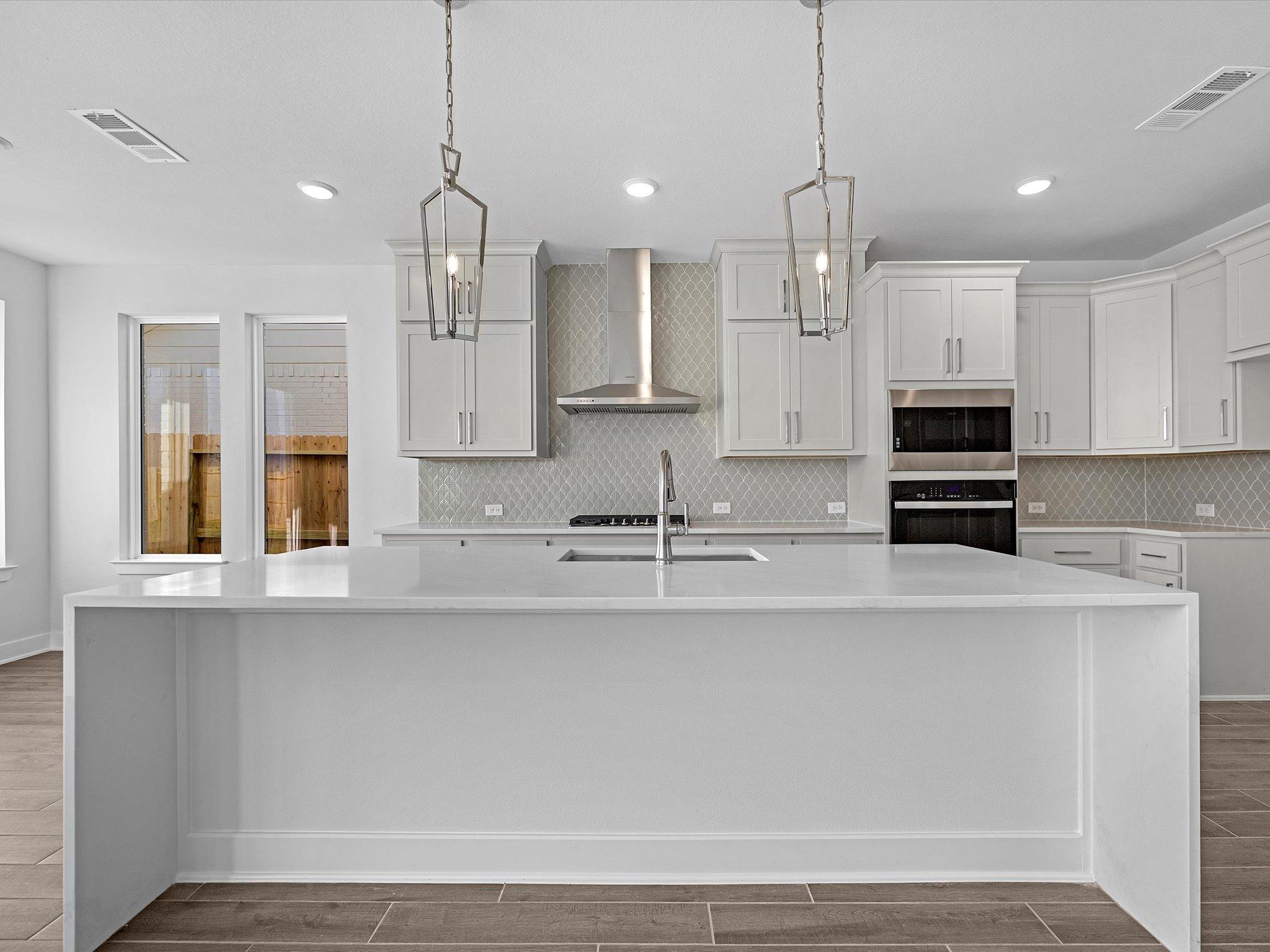 224 Meadow Beauty LN