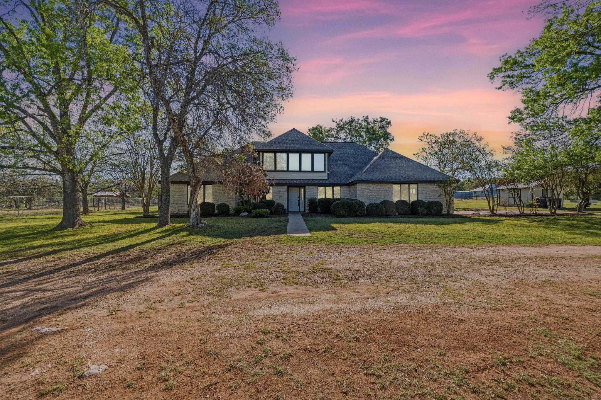 28 Country Oaks DR