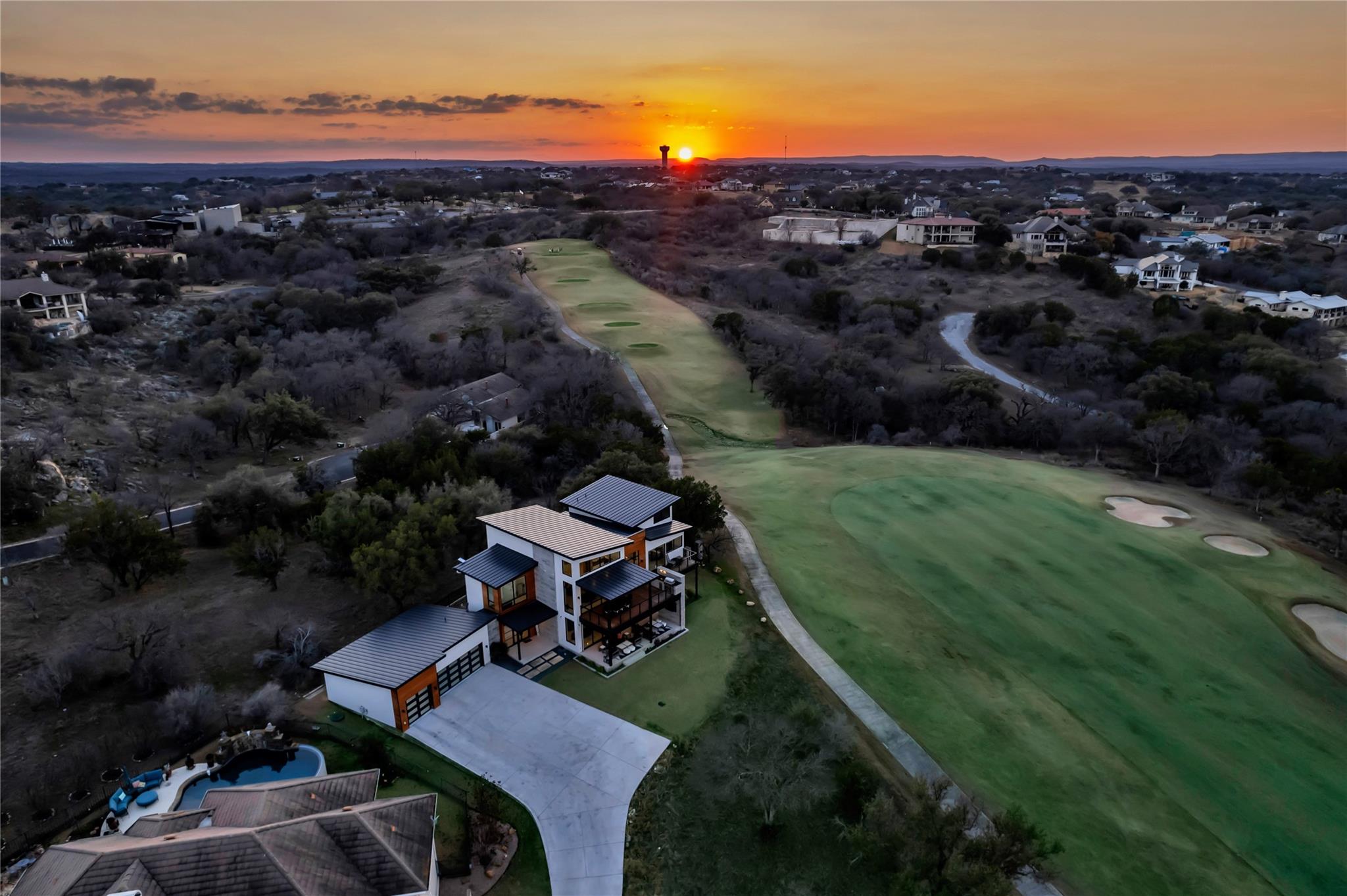 207 Kites CT