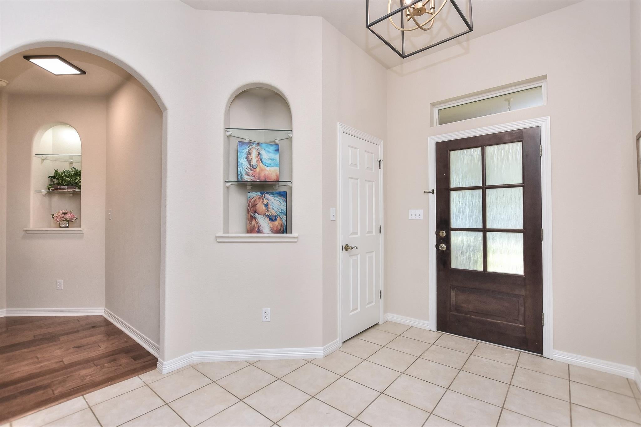 111 Pecos CT