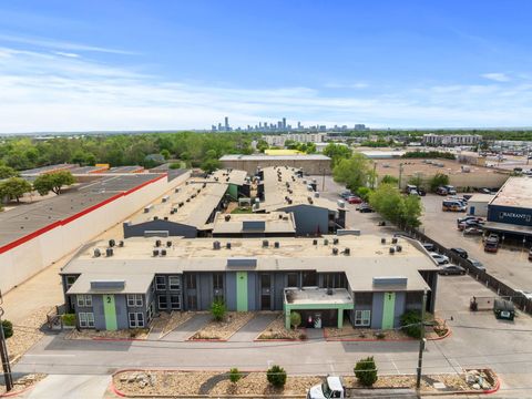 Photo of 909 Reinli ST #136, Austin, TX 78751 (MLS # 6396030)
