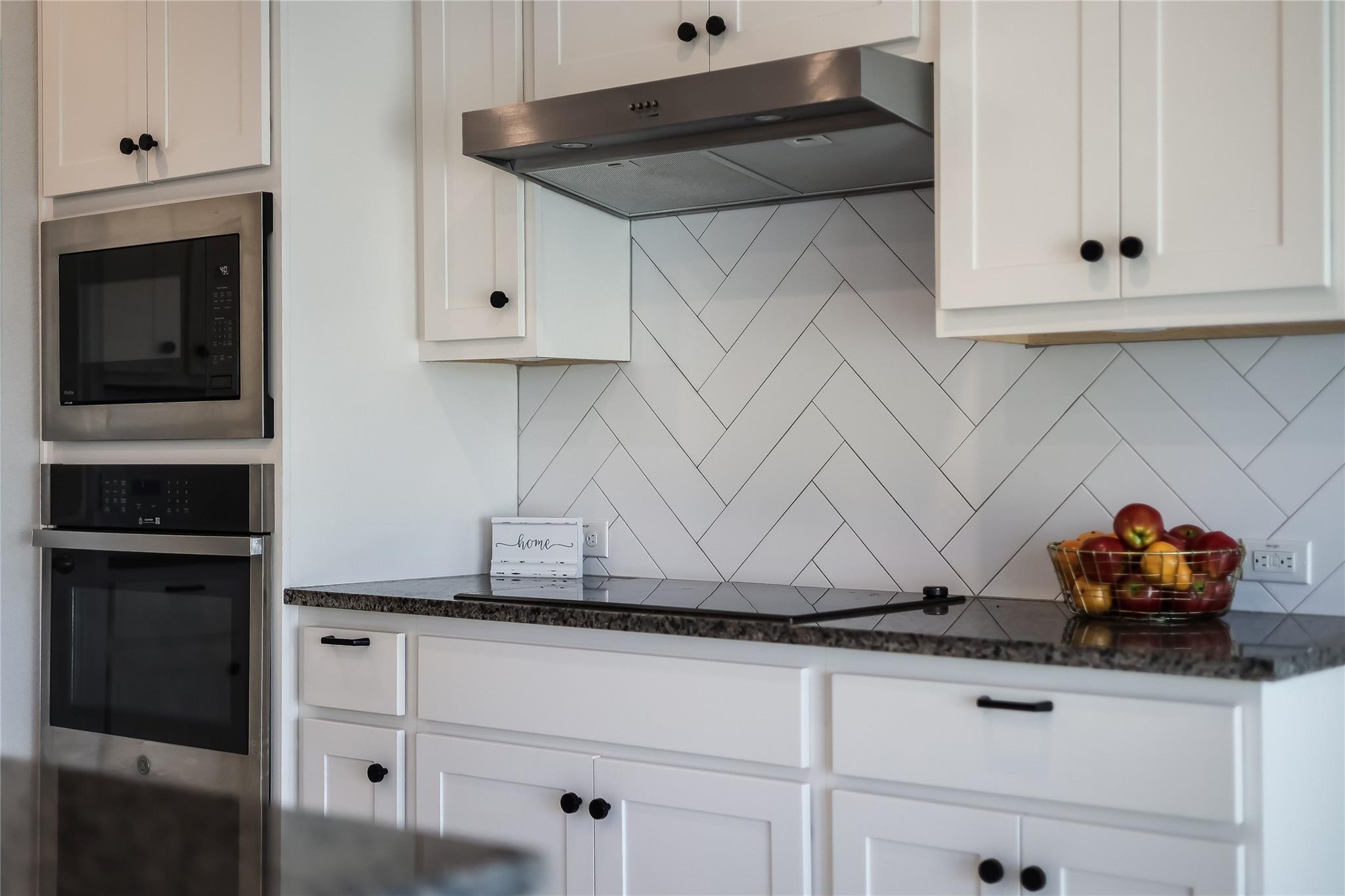 21522 Horseshoe LOOP