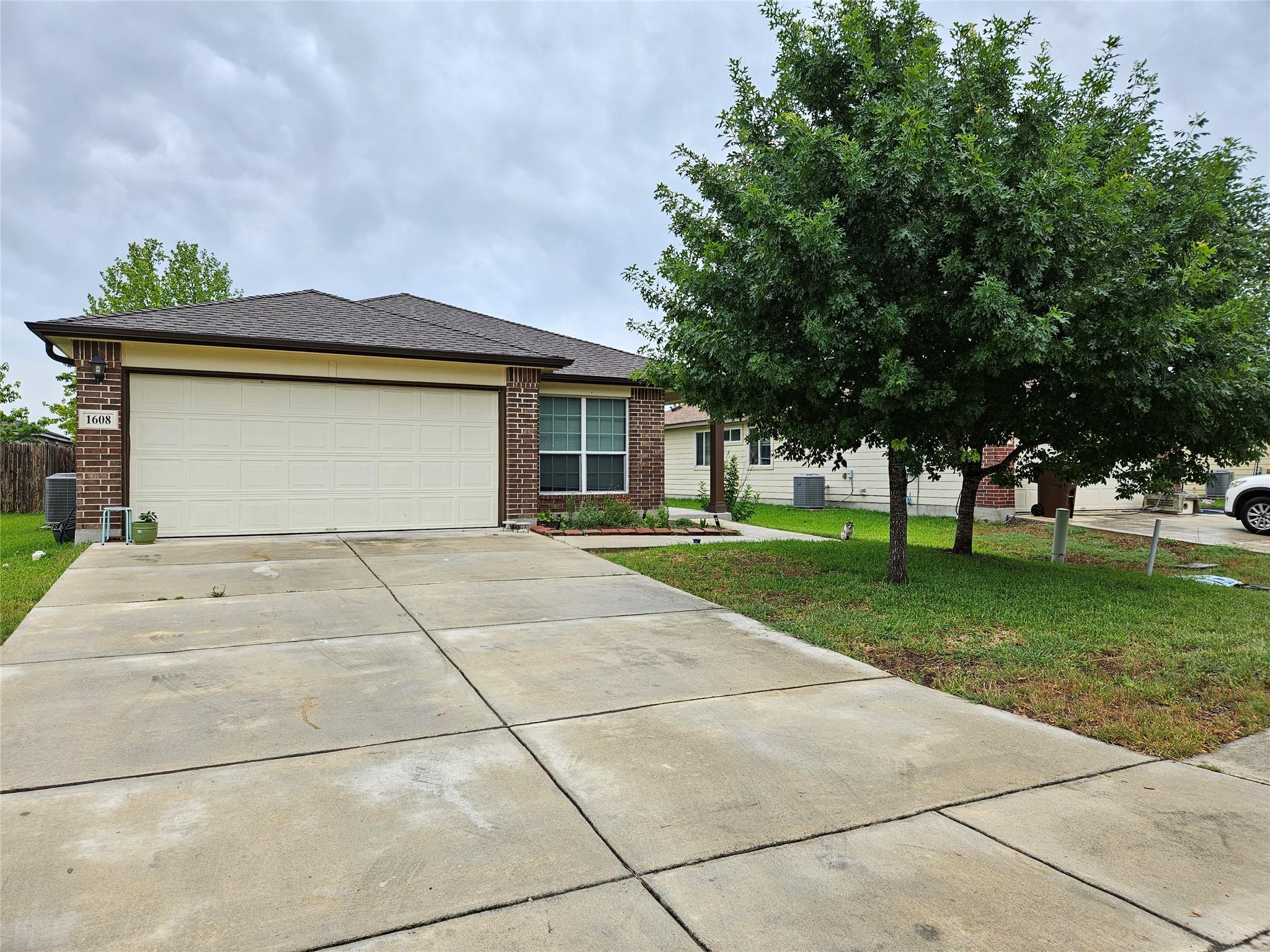 1608 Monte Vista DR