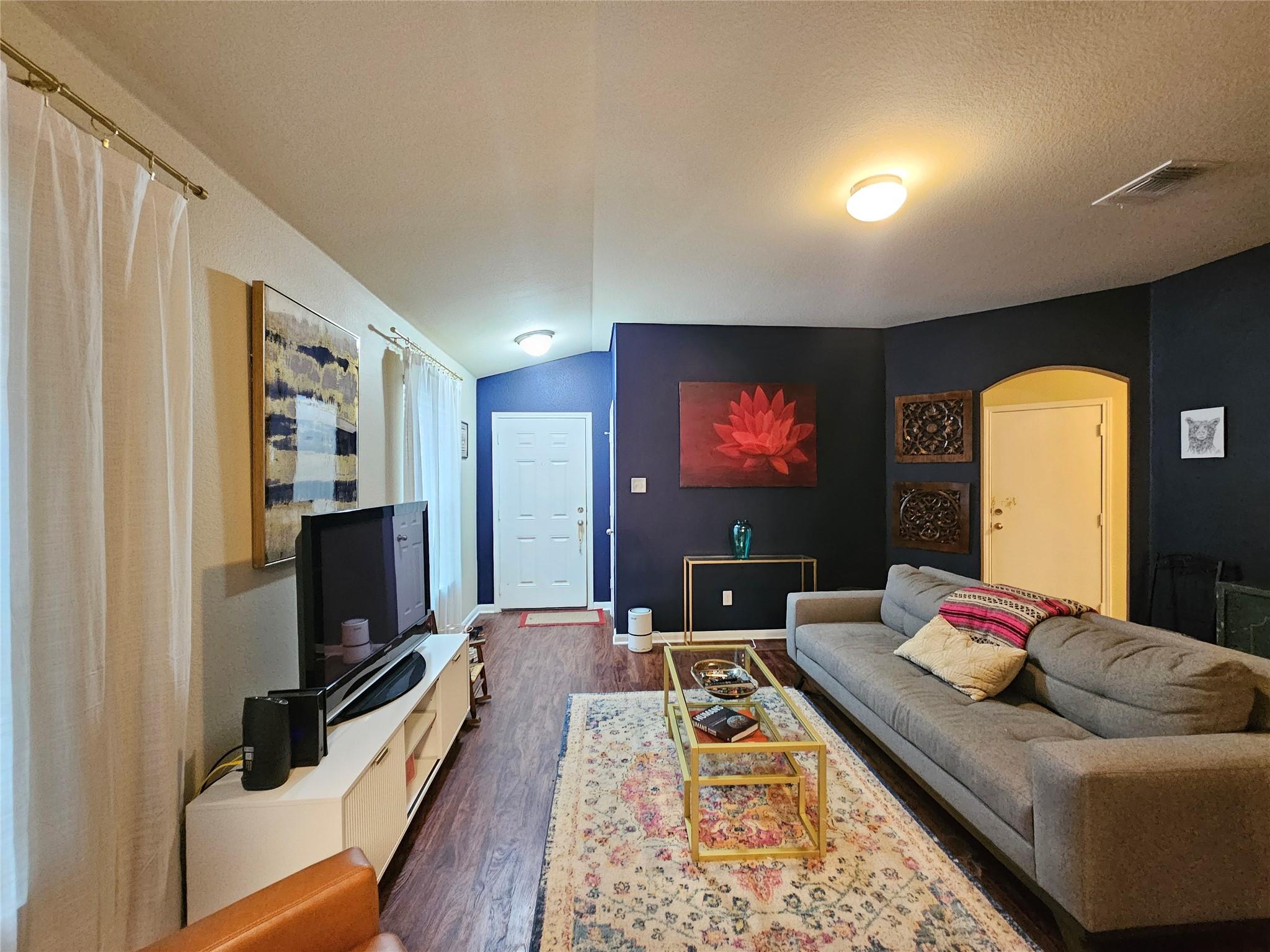 1608 Monte Vista DR