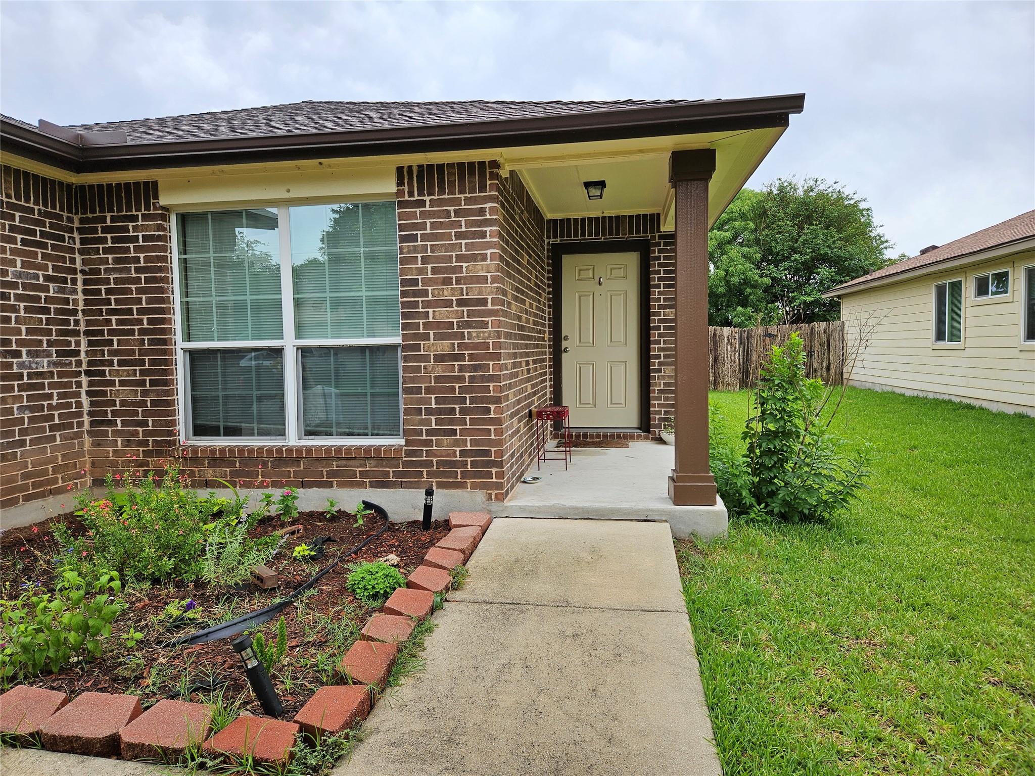 1608 Monte Vista DR