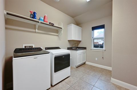 Tiny photo for 605 River Oaks DR, Austin, TX 78748 (MLS # 3522825)