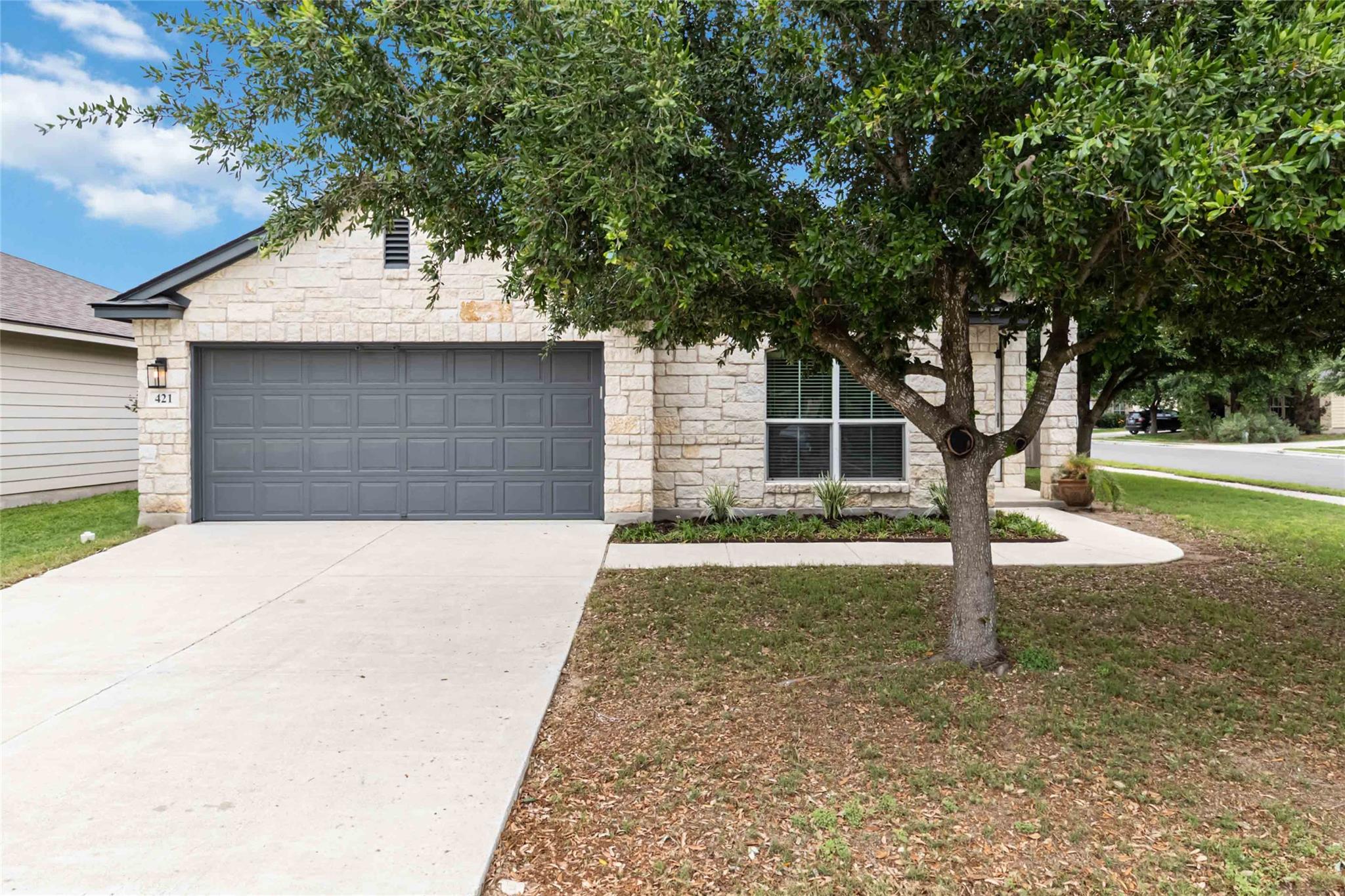 421 Capistrano DR