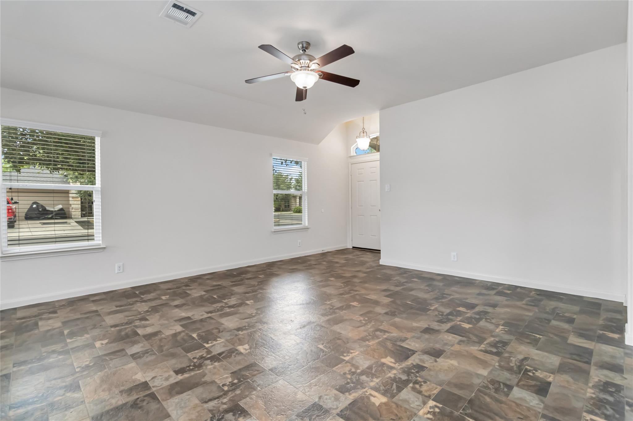 421 Capistrano DR