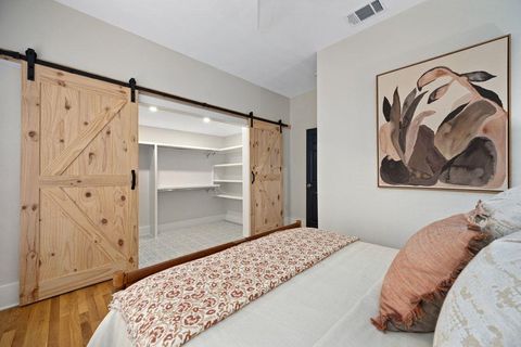 Tiny photo for 807 W 30th ST, Austin, TX 78705 (MLS # 8954381)