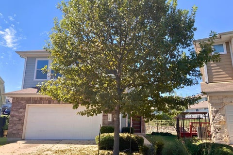 Photo of 2308 Montague ST, Austin, TX 78741 (MLS # 4553623)