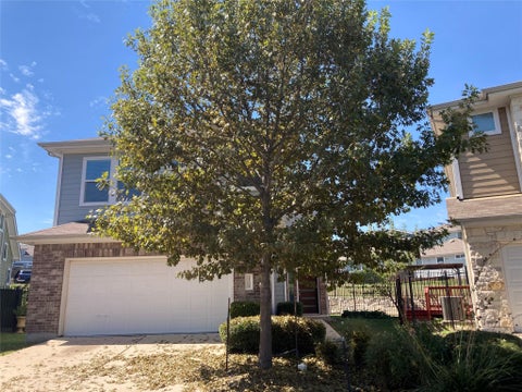 Photo of 2308 Montague ST, Austin, TX 78741 (MLS # 4553623)