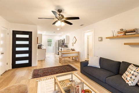Photo of 903 Romeria DR #203, Austin, TX 78757 (MLS # 1175197)