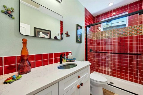 Tiny photo for 10502 W Lakeview DR, Jonestown, TX 78645 (MLS # 5917468)
