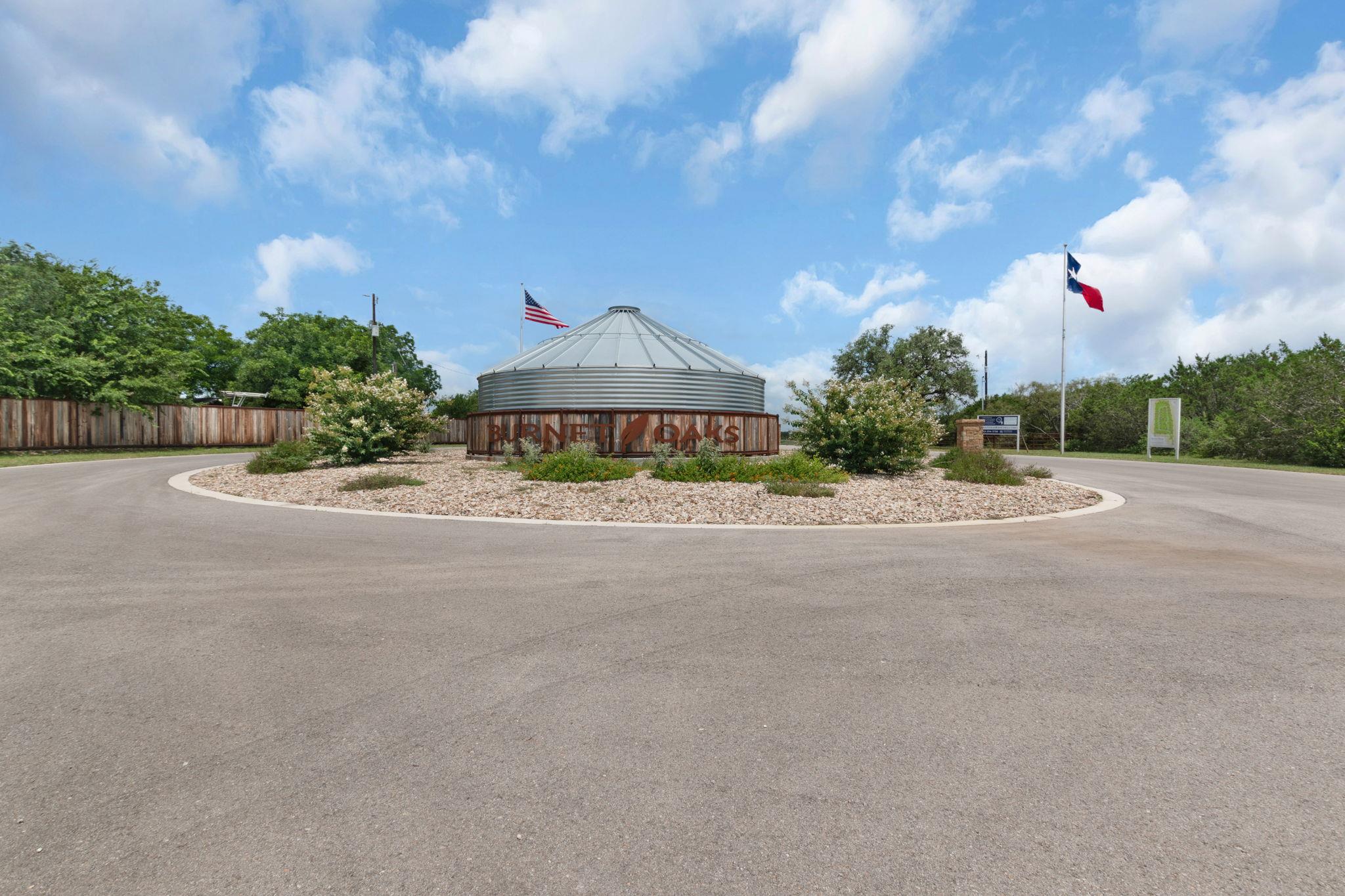 209 Burnet Oaks DR