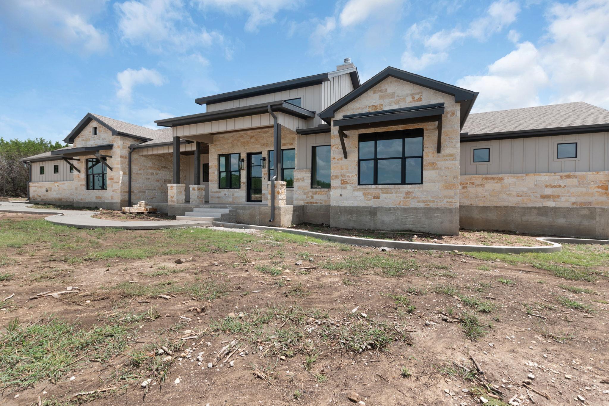 209 Burnet Oaks DR