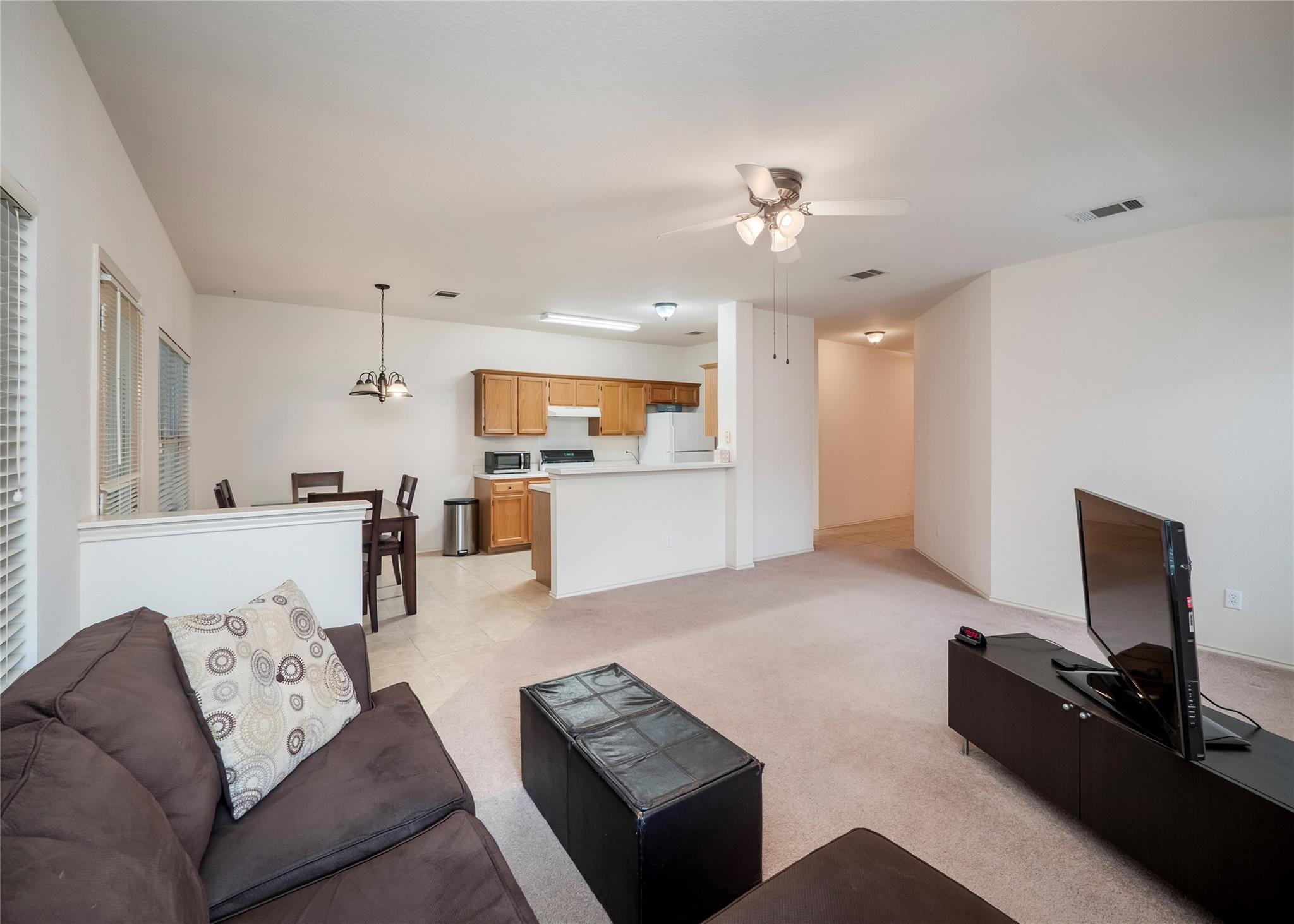 1219 Darless DR