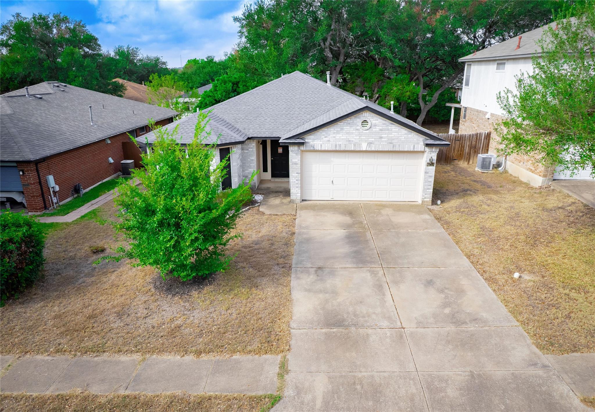 1219 Darless DR