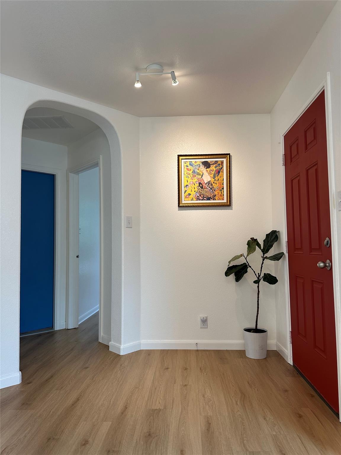 14302 Cummins WAY
