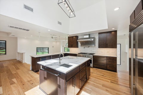 Tiny photo for 3911 Dry Creek DR, Austin, TX 78731 (MLS # 9440116)