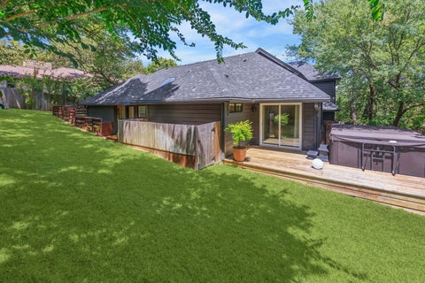 Tiny photo for 3911 Dry Creek DR, Austin, TX 78731 (MLS # 9440116)