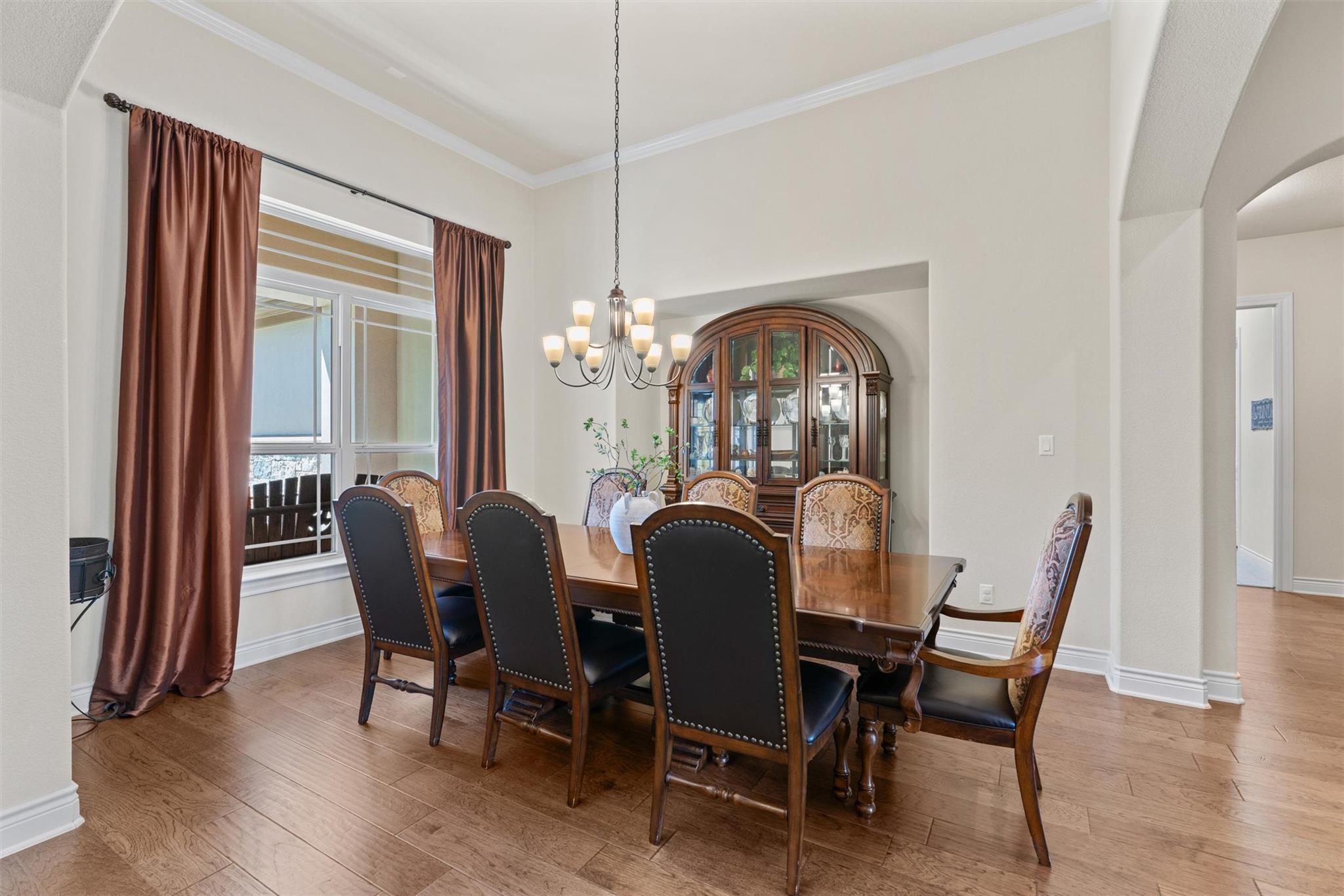 216 Oak Valley CT