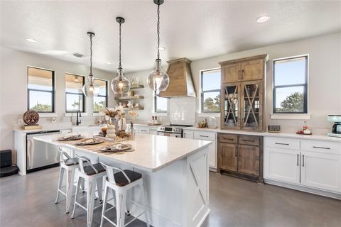 164 Lake on Flat Creek DR Johnson City TX 78636