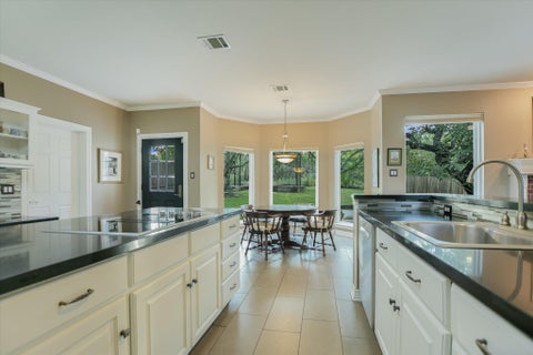 Tiny photo for 2302 Cliffs Edge DR, Austin, TX 78733 (MLS # 3470278)