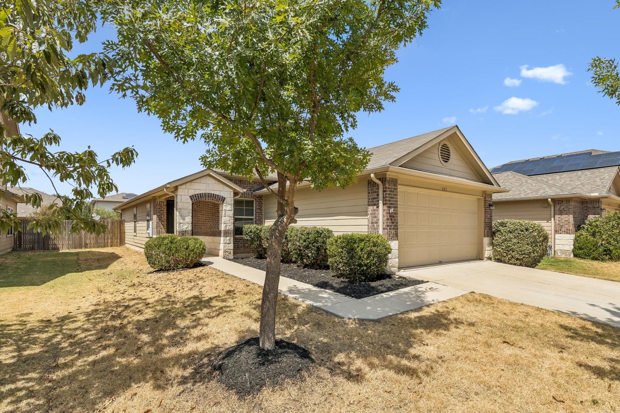 505 Pinnacle DR