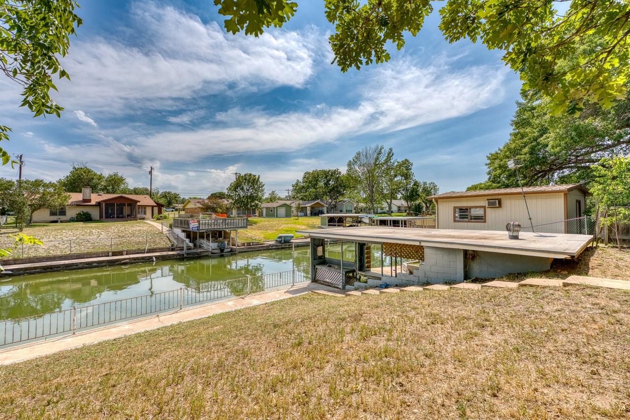 111 Dove RD