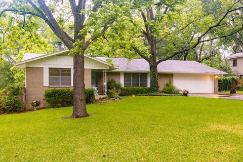 4204 Gregg Ward LN Austin TX 78744
