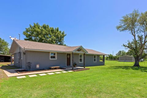 Photo of 3363 Fm 713, Lockhart, TX 78644 (MLS # 3645181)