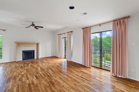 Photo of 409 E 38th ST #305, Austin, TX 78705 (MLS # 7803708)