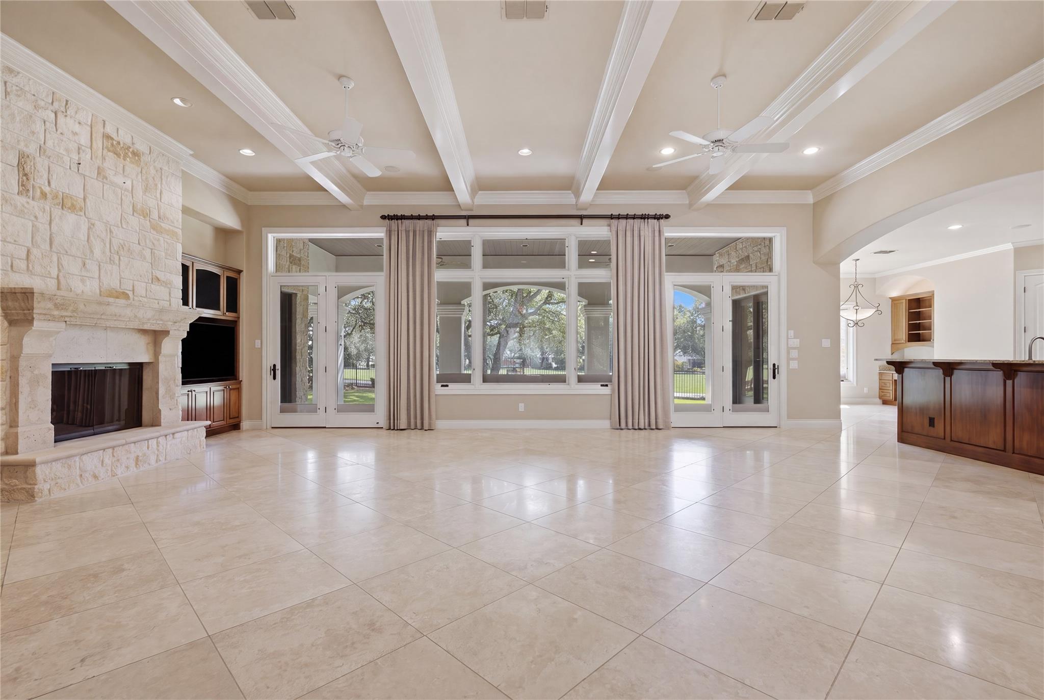 300 Stardust LN