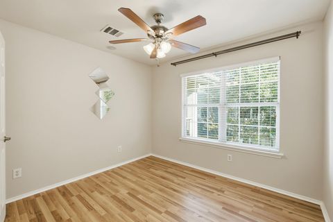 Tiny photo for 1900 Scofield Ridge PKWY #203, Austin, TX 78727 (MLS # 1773044)