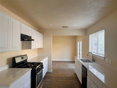 Tiny photo for 20805 Trotters LN, Pflugerville, TX 78660 (MLS # 4785627)