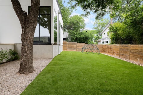 Tiny photo for 404 Krebs LN, Austin, TX 78704 (MLS # 9801934)