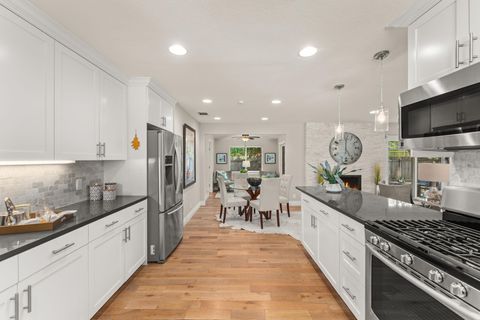 Tiny photo for 2301 EAST SIDE DR, Austin, TX 78704 (MLS # 2765252)