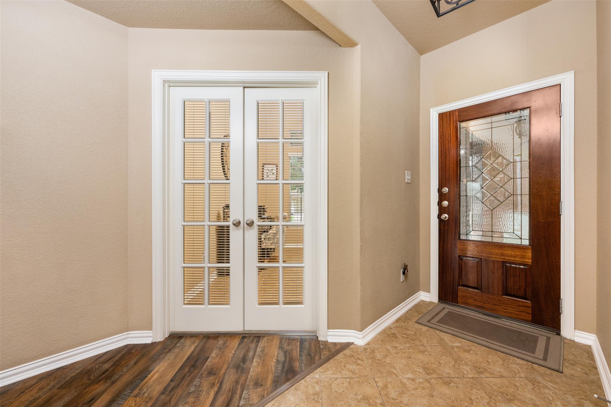 4196 Woodhaven TRL
