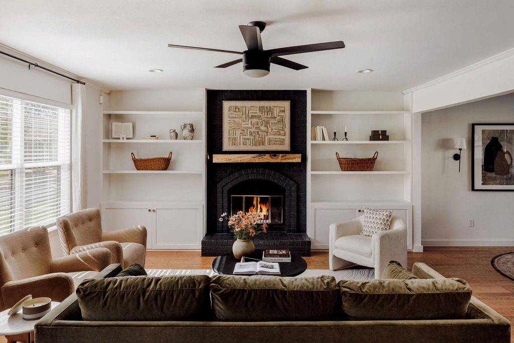 Photo of 7402 Whistlestop DR, Austin, TX 78749 (MLS # 5966483)