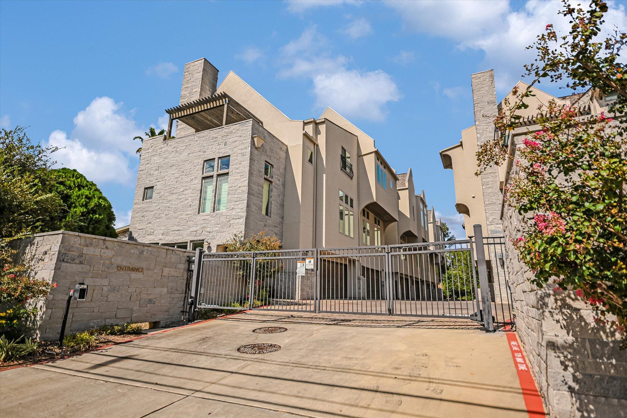2300 Enfield RD 303