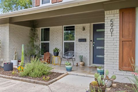 Photo of 5901 Thames DR, Austin, TX 78723 (MLS # 7062671)