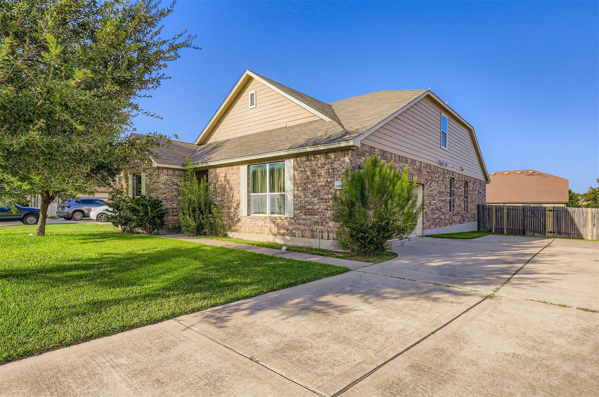 18808 Star Gazer WAY
