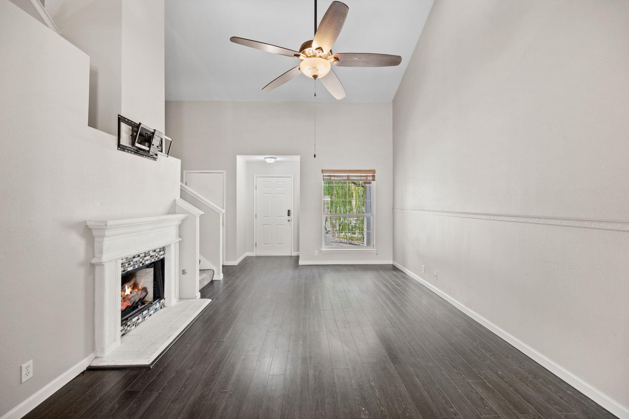 413 Clarks WAY