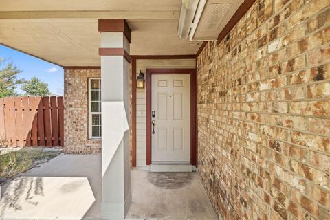 Photo of 413 Clarks WAY, Hutto, TX 78634 (MLS # 2761575)